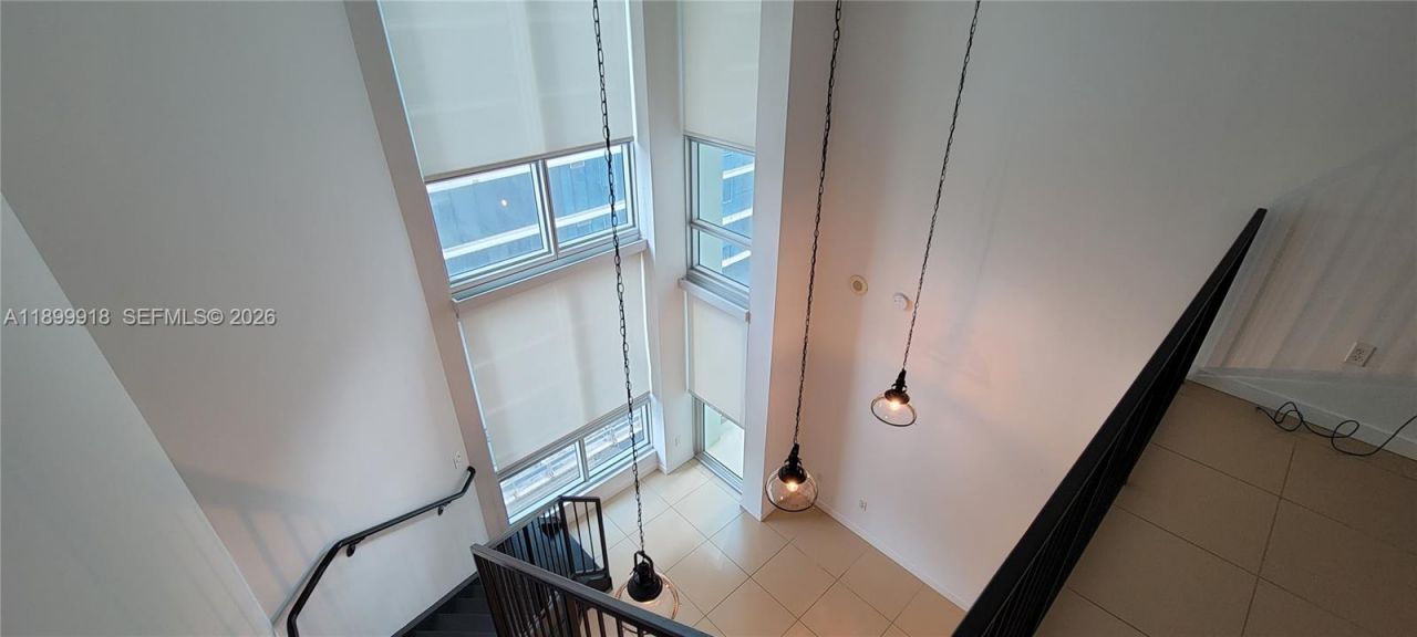 300 S Biscayne Blvd, Unit L-1004, Miami, FL 33131 Photo