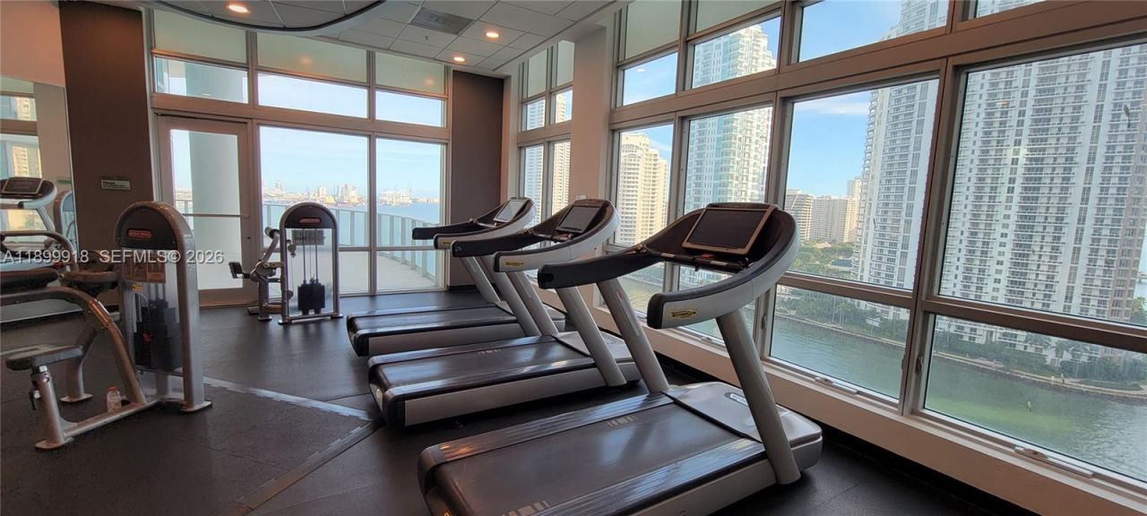 300 S Biscayne Blvd, Unit L-1004, Miami, FL 33131 Photo