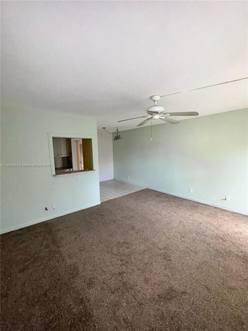 211 Coventry I, Unit 211, West Palm Beach, FL 33417 Photo