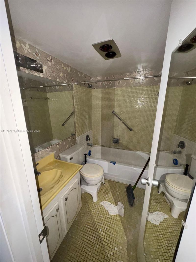 211 Coventry I, Unit 211, West Palm Beach, FL 33417 Photo