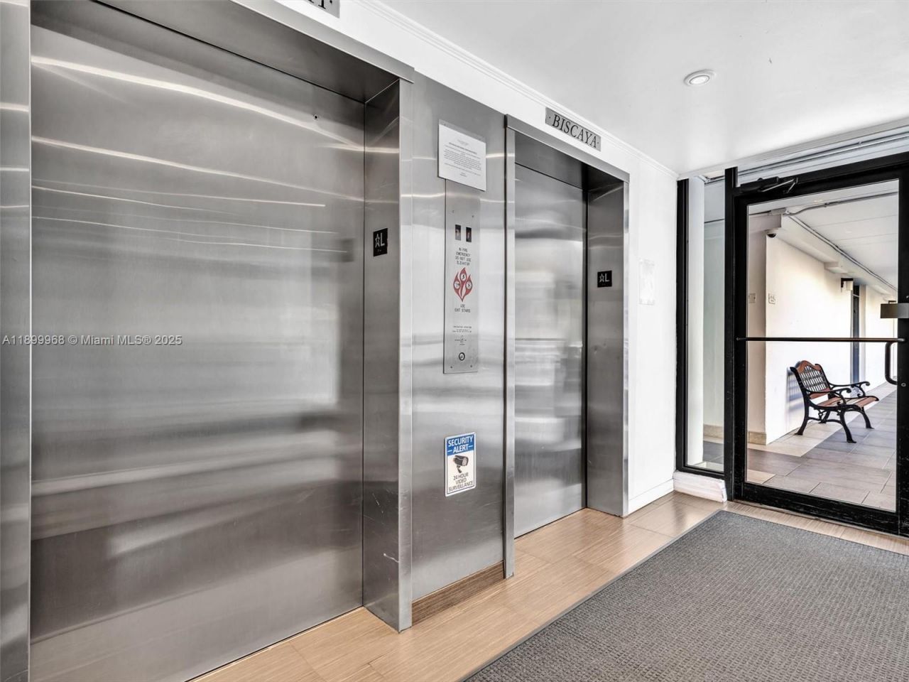 20500 W Country Club Dr, Unit 203, Aventura, FL 33180 Photo