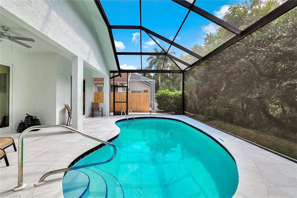 2515 Royal Palm Ct, Naples, FL 34103 Photo