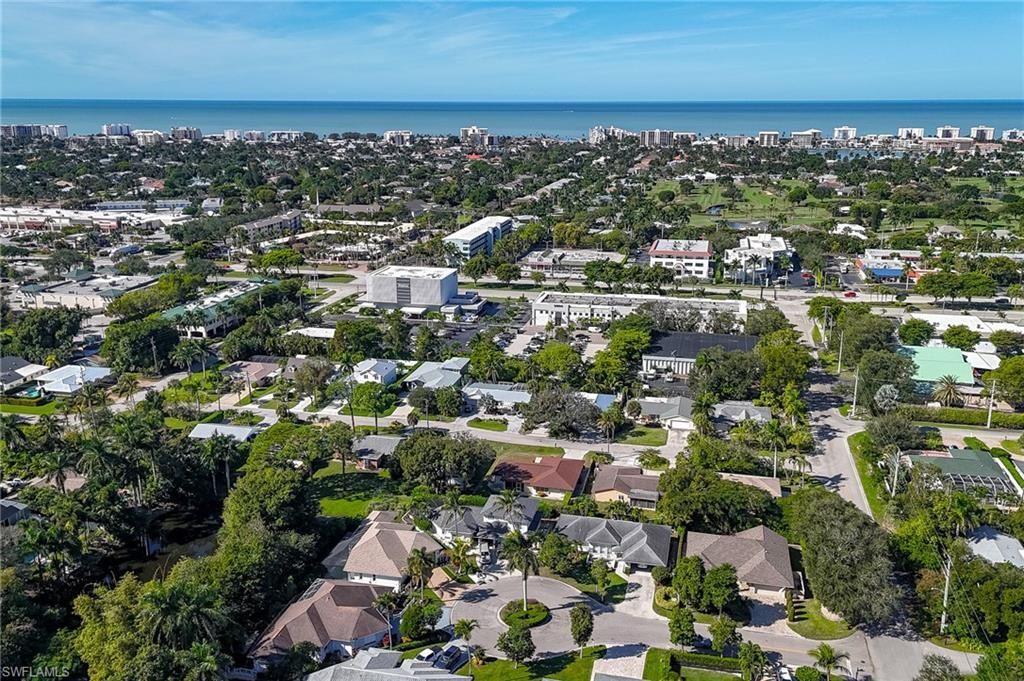 2515 Royal Palm Ct, Naples, FL 34103 Photo