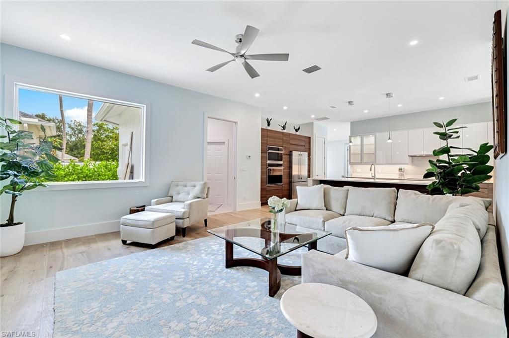 2515 Royal Palm Ct, Naples, FL 34103 Photo