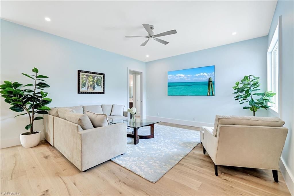 2515 Royal Palm Ct, Naples, FL 34103 Photo