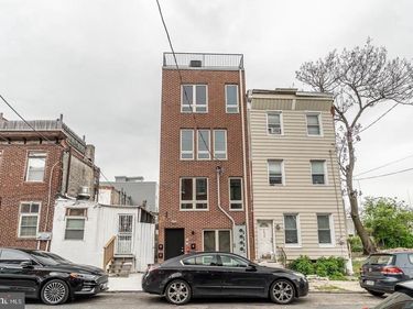 2437 W THOMPSON STREET, PHILADELPHIA, PA 19121