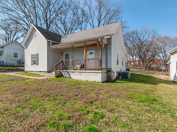 1510 S Main Street, Columbia, TN 38401