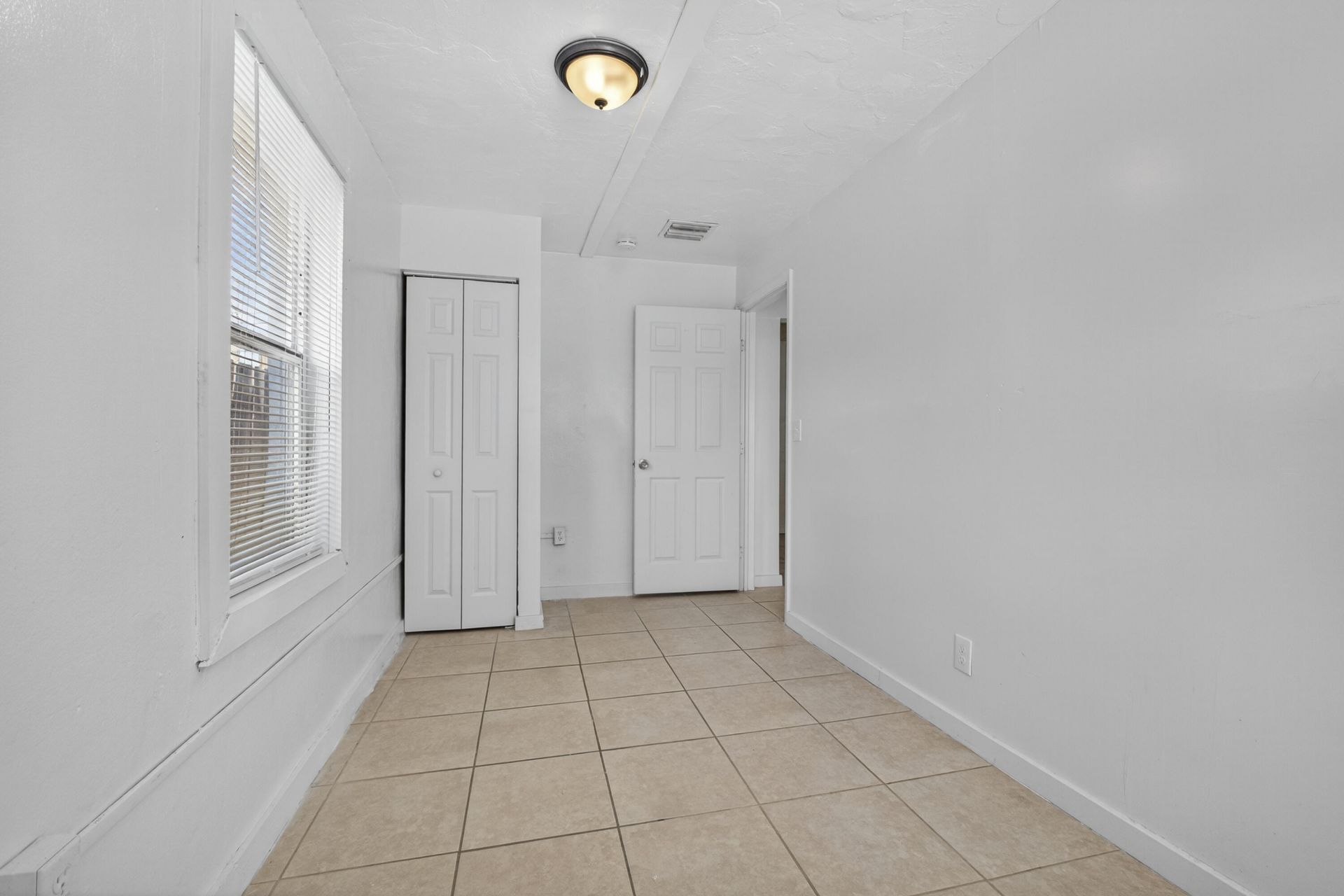 146 W 18th Street, Riviera Beach, FL 33404 Photo