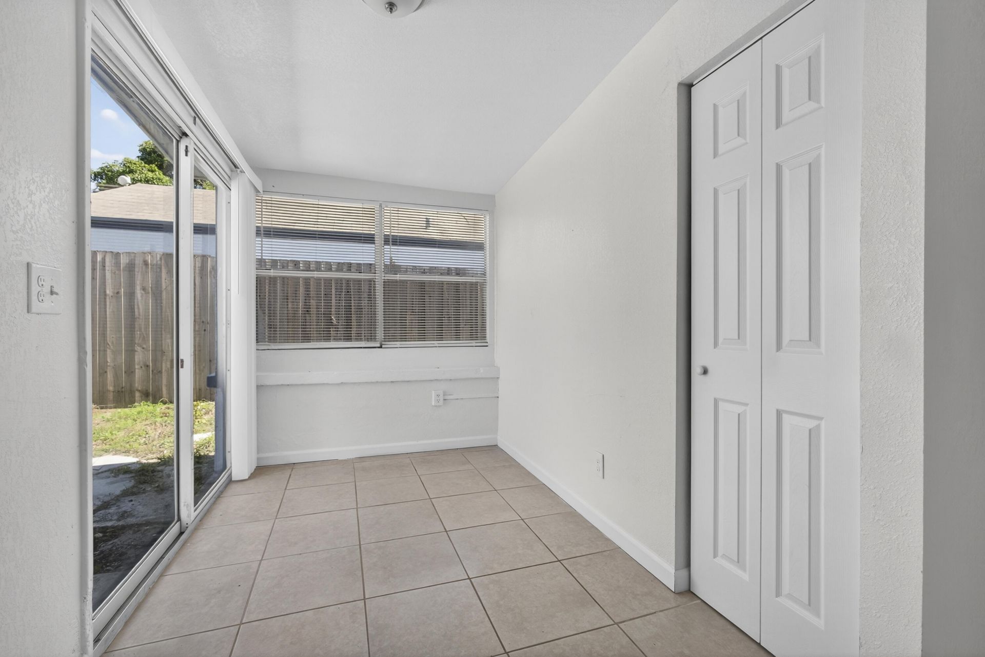 146 W 18th Street, Riviera Beach, FL 33404 Photo