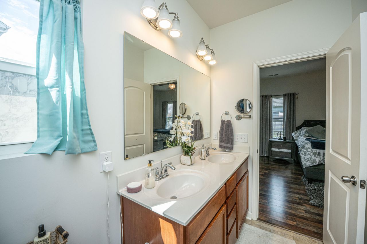 419 Thoroughbred Dr Drive Photo 13