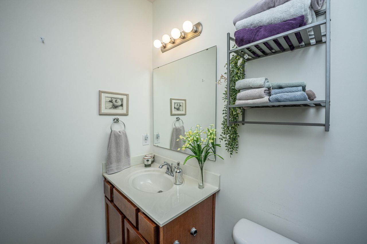 419 Thoroughbred Dr Drive Photo 16