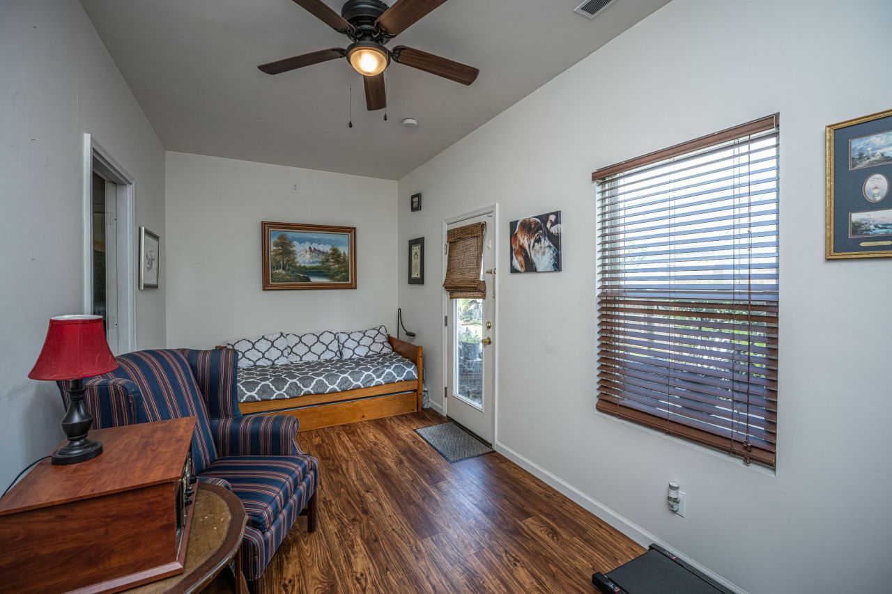 419 Thoroughbred Dr Drive Photo 18