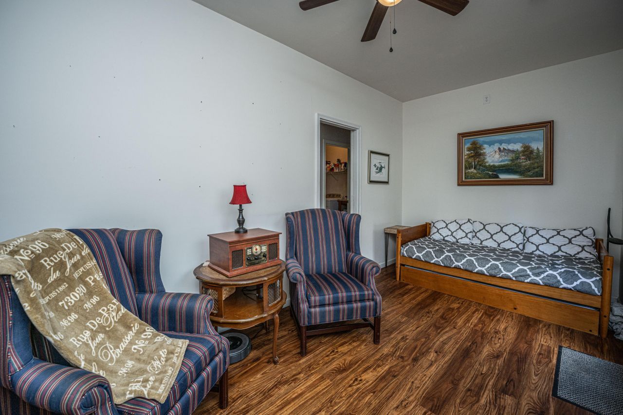 419 Thoroughbred Dr Drive Photo 19