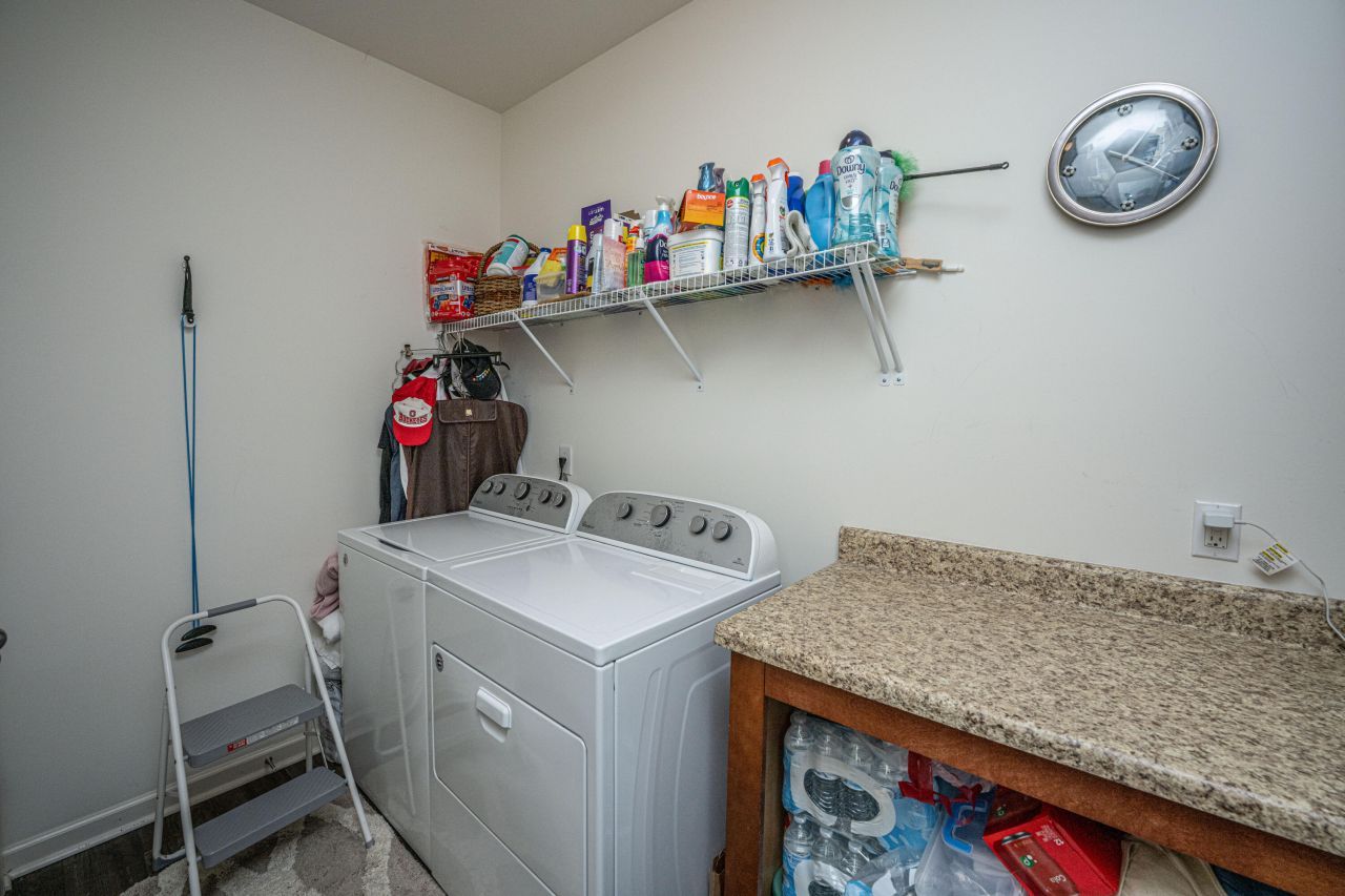 419 Thoroughbred Dr Drive Photo 27