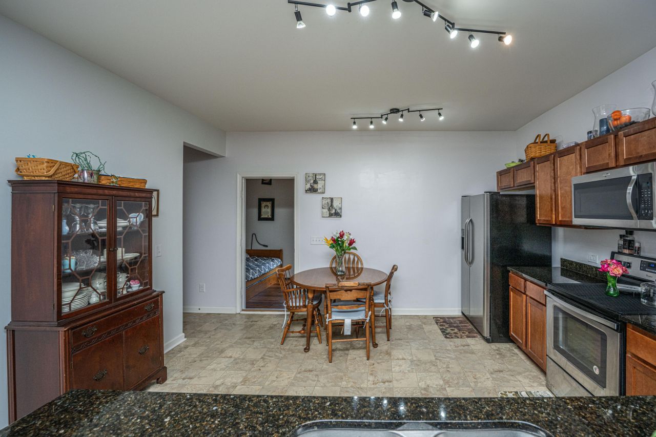 419 Thoroughbred Dr Drive Photo 33