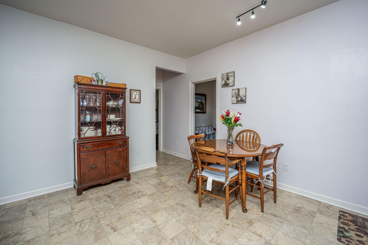 419 Thoroughbred Dr Drive Photo 37