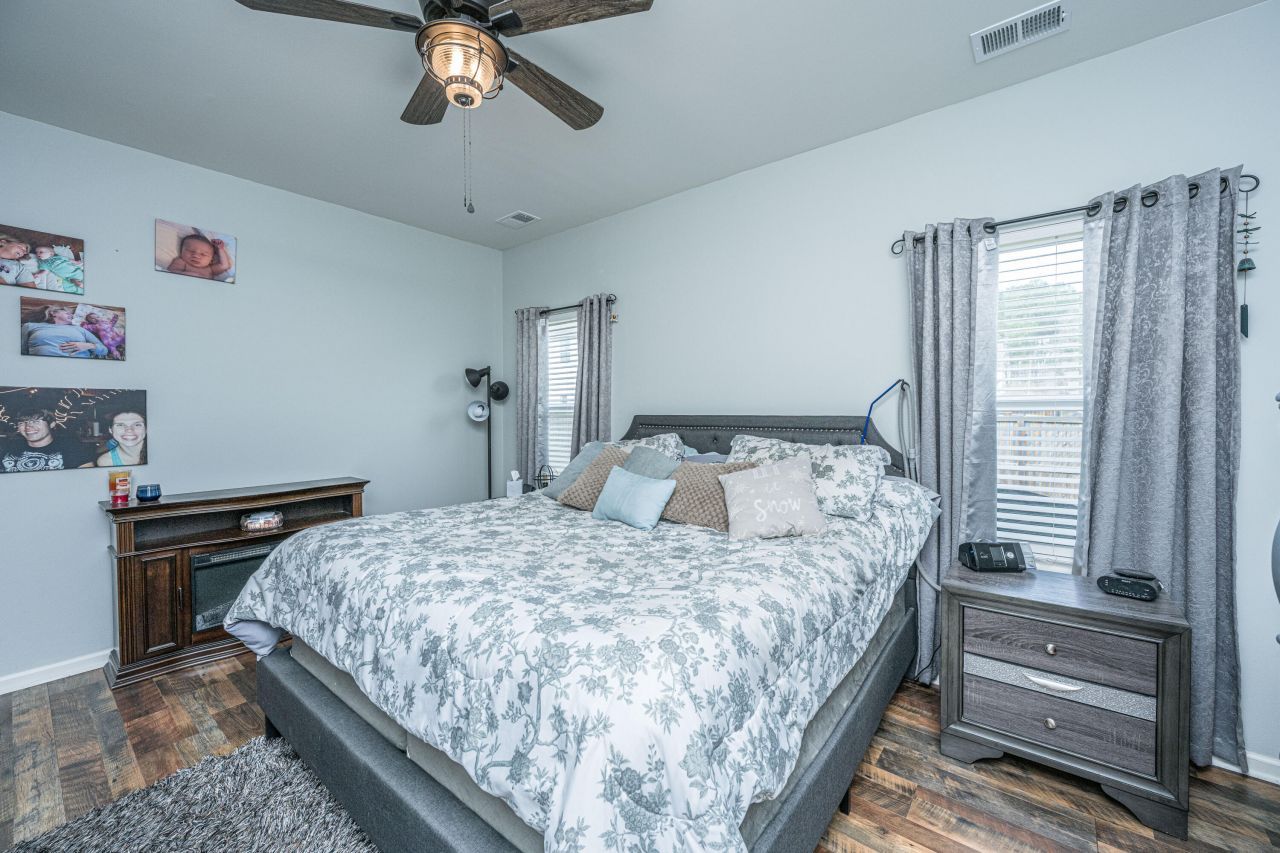 419 Thoroughbred Dr Drive Photo 45