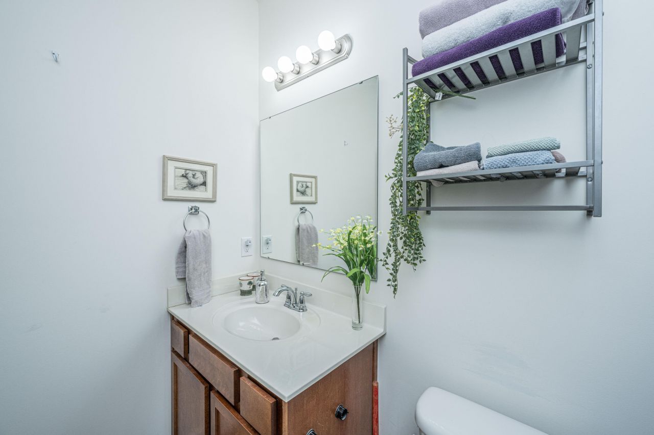 419 Thoroughbred Dr Drive Photo 52