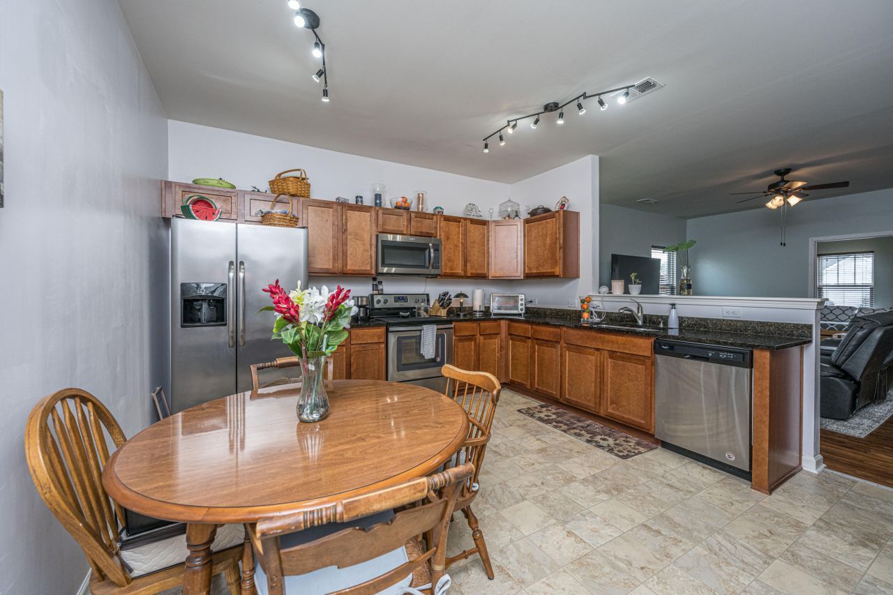 419 Thoroughbred Dr Drive Photo 53