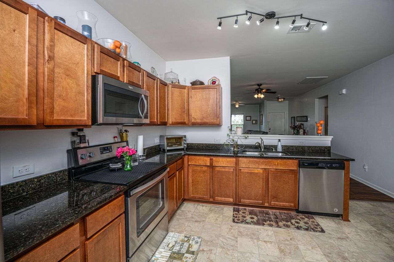 419 Thoroughbred Dr Drive Photo 9