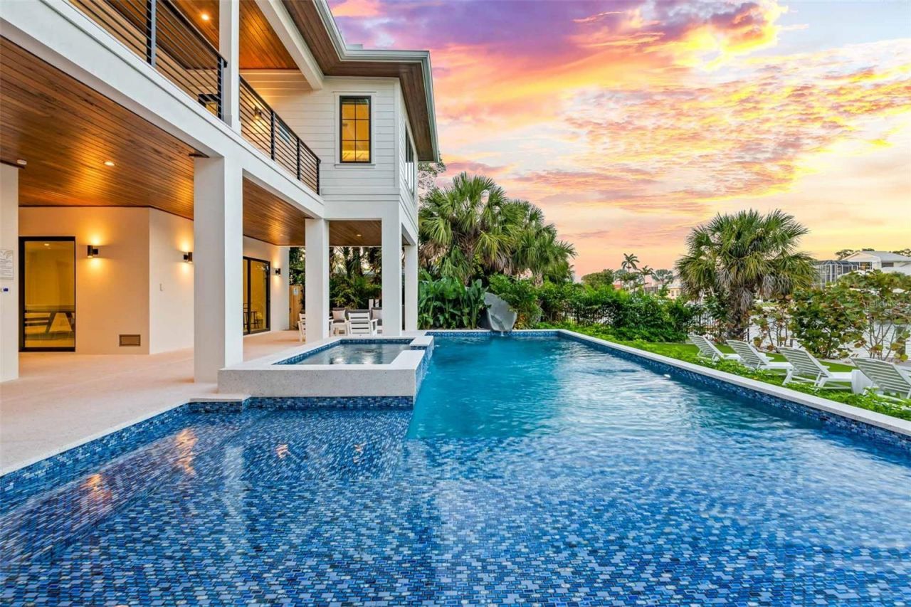 24 N Polk Drive, Sarasota, FL 34236 Photo