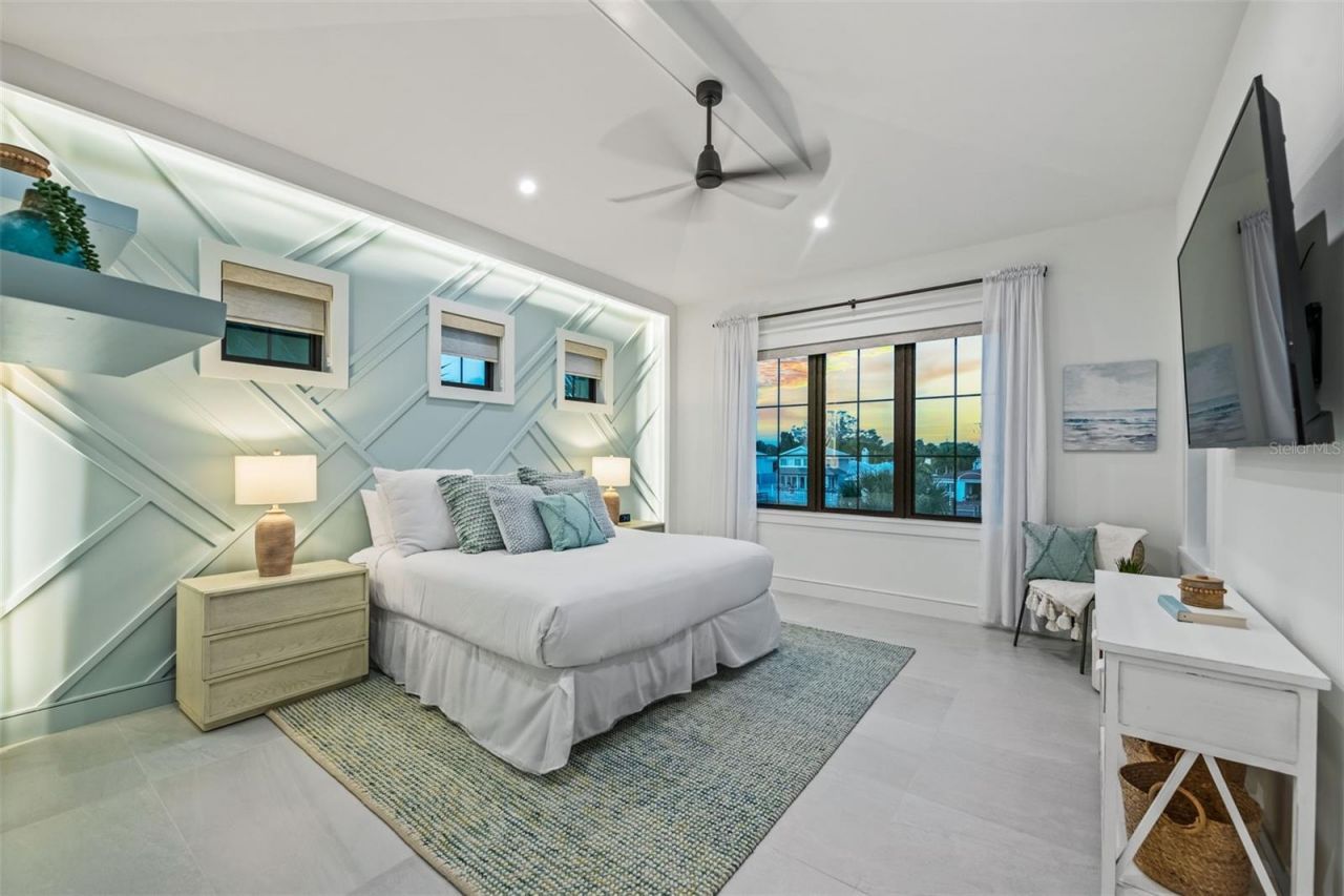 24 N Polk Drive, Sarasota, FL 34236 Photo