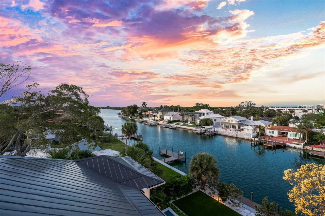 24 N Polk Drive, Sarasota, FL 34236 Photo