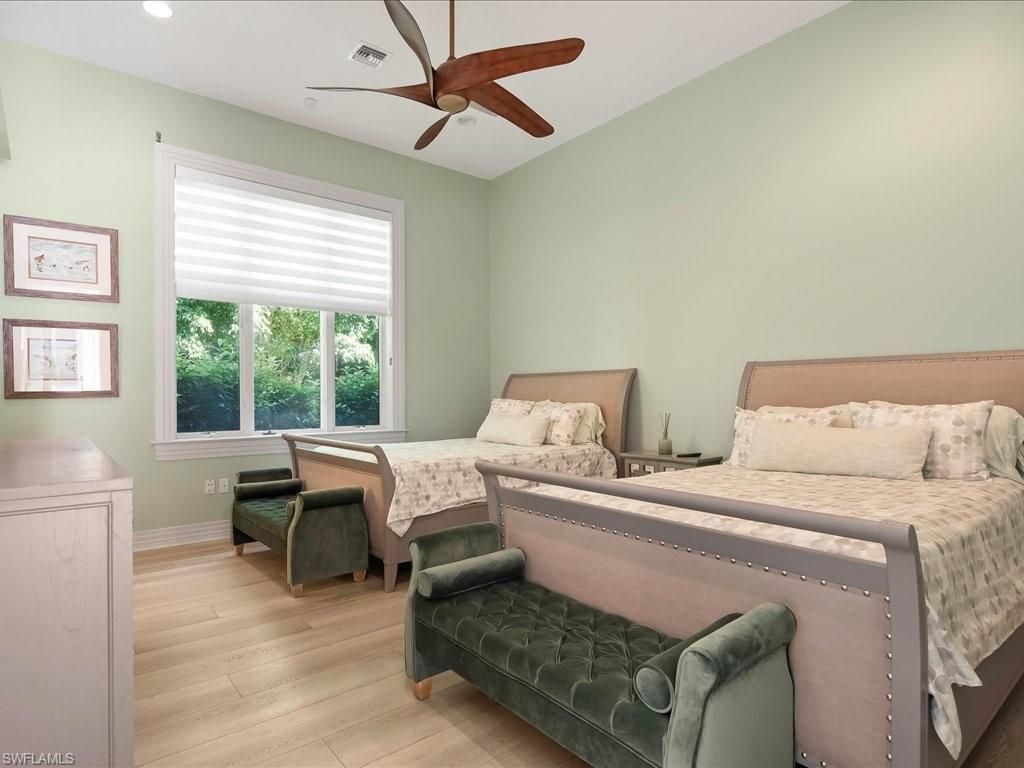656 Hickory Rd, Naples, FL 34108 Photo