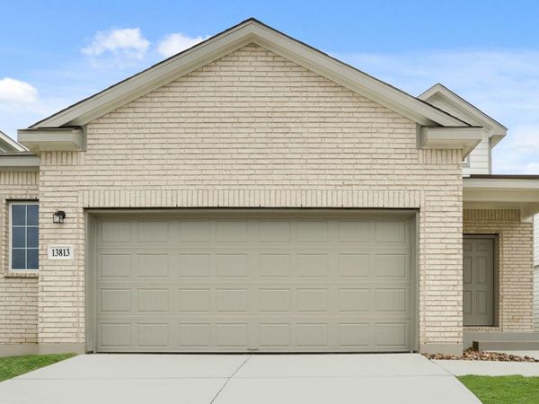 13813 Pinkston, San Antonio, TX 78252