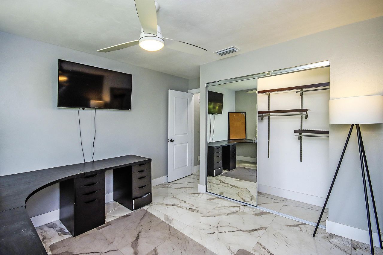 1444 Sandpiper Cir, Sanibel, FL 33957 Photo