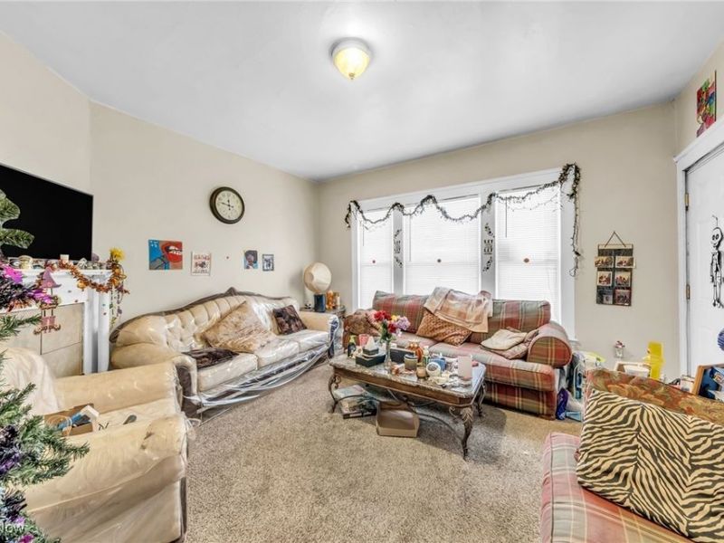 1374 E 115th Street, Cleveland, OH 44106 Photo 12