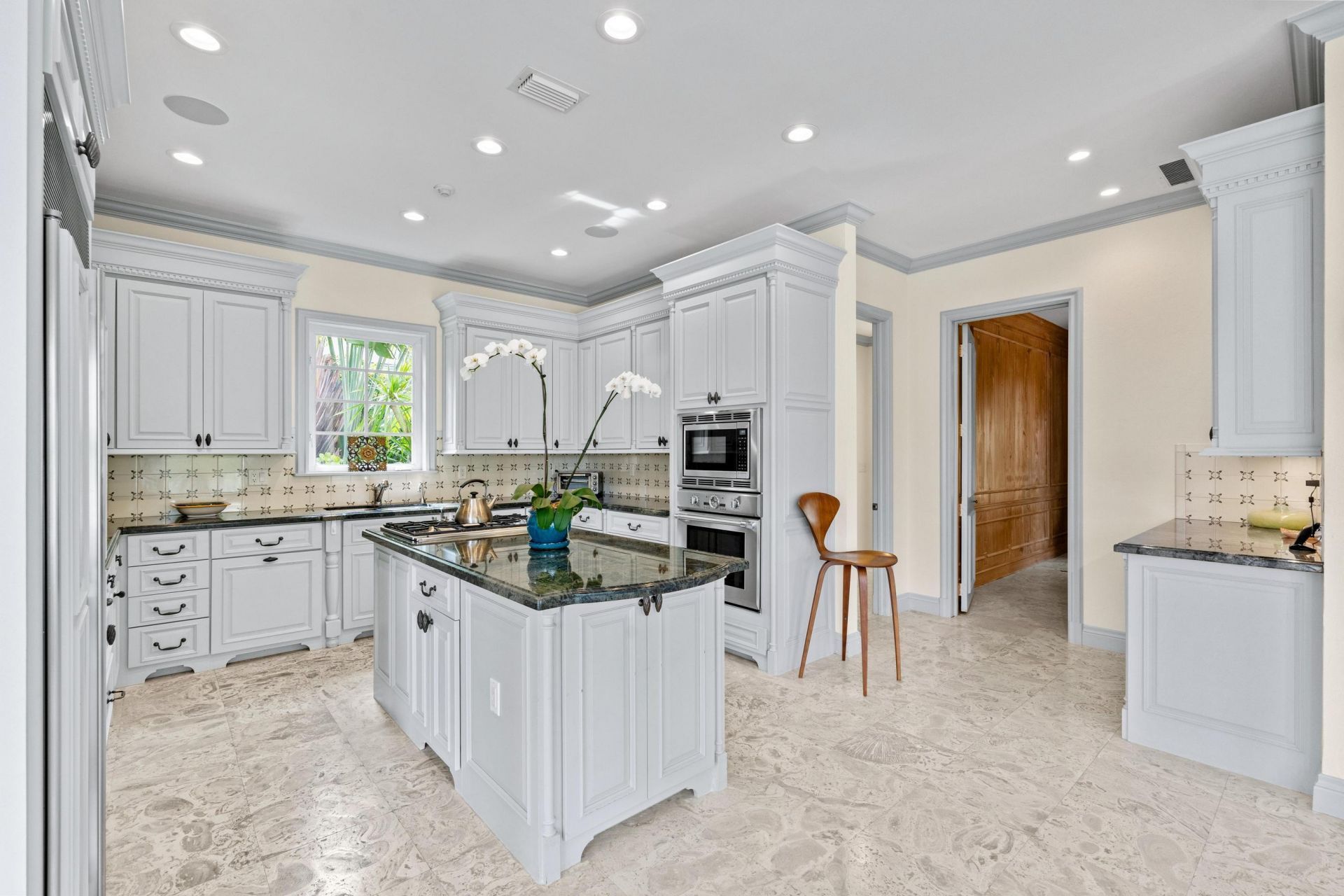 2690 Sheltingham Drive, Wellington, FL 33414 Photo