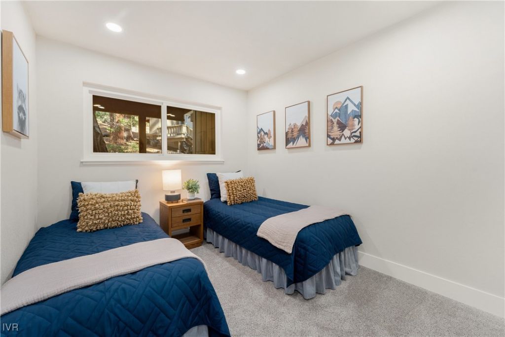 321 Ski Way, Unit 16, Incline Village, NV 89451 Photo