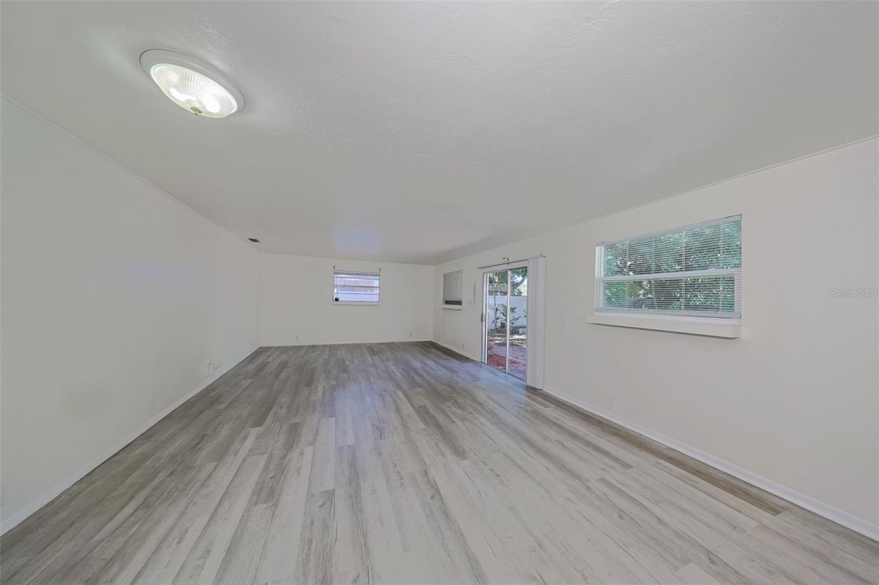 1507 76th Avenue N, Saint Petersburg, FL 33702 Photo