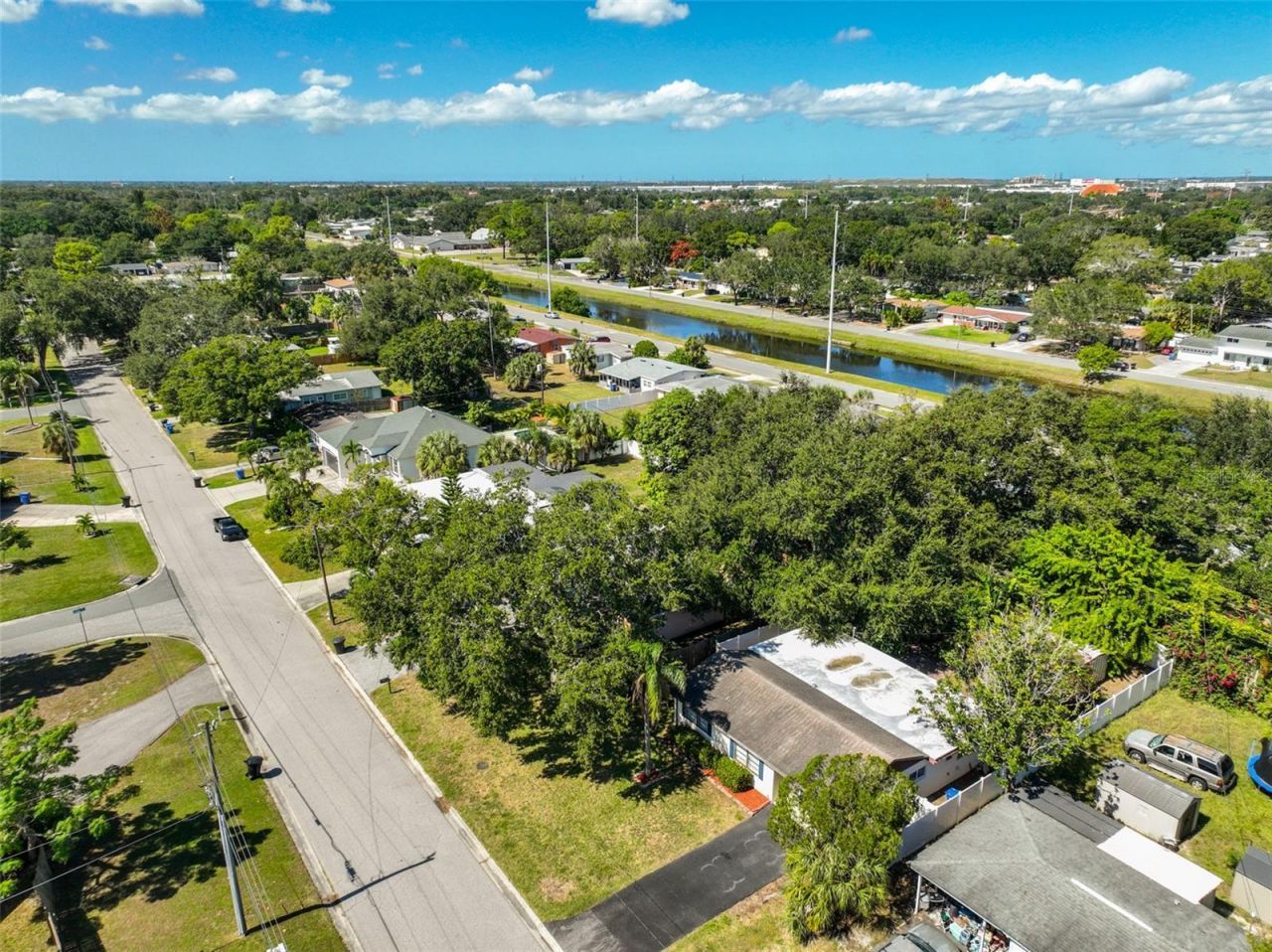 1507 76th Avenue N, Saint Petersburg, FL 33702 Photo