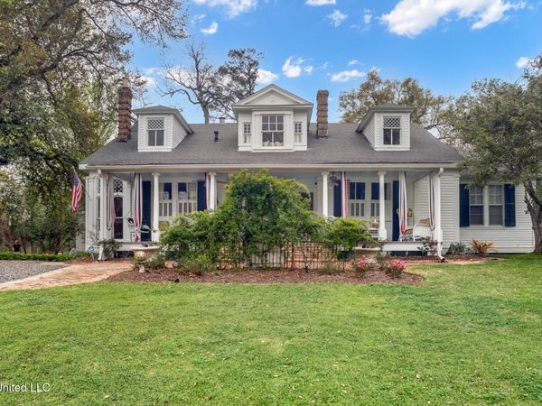 710 N Union Street, Natchez, MS 39120