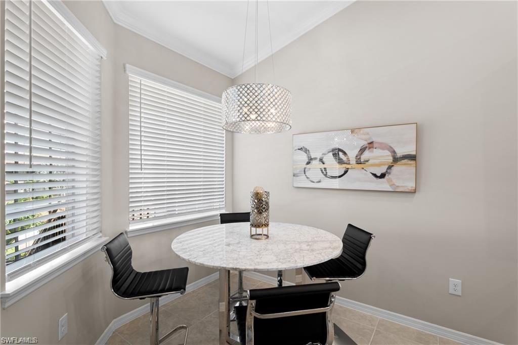 9402 Pocida Ct, Unit 204, Naples, FL 34119 Photo