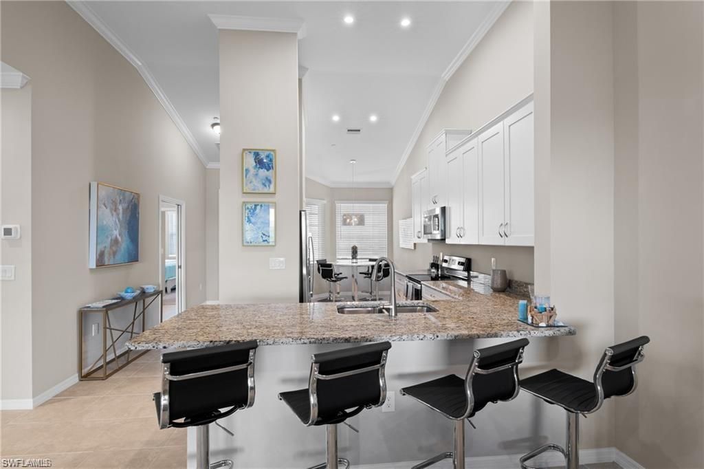 9402 Pocida Ct, Unit 204, Naples, FL 34119 Photo
