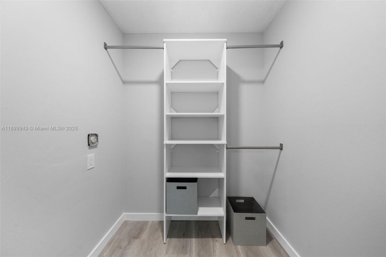 210 172nd St, Unit 128, Sunny Isles Beach, FL 33160 Photo