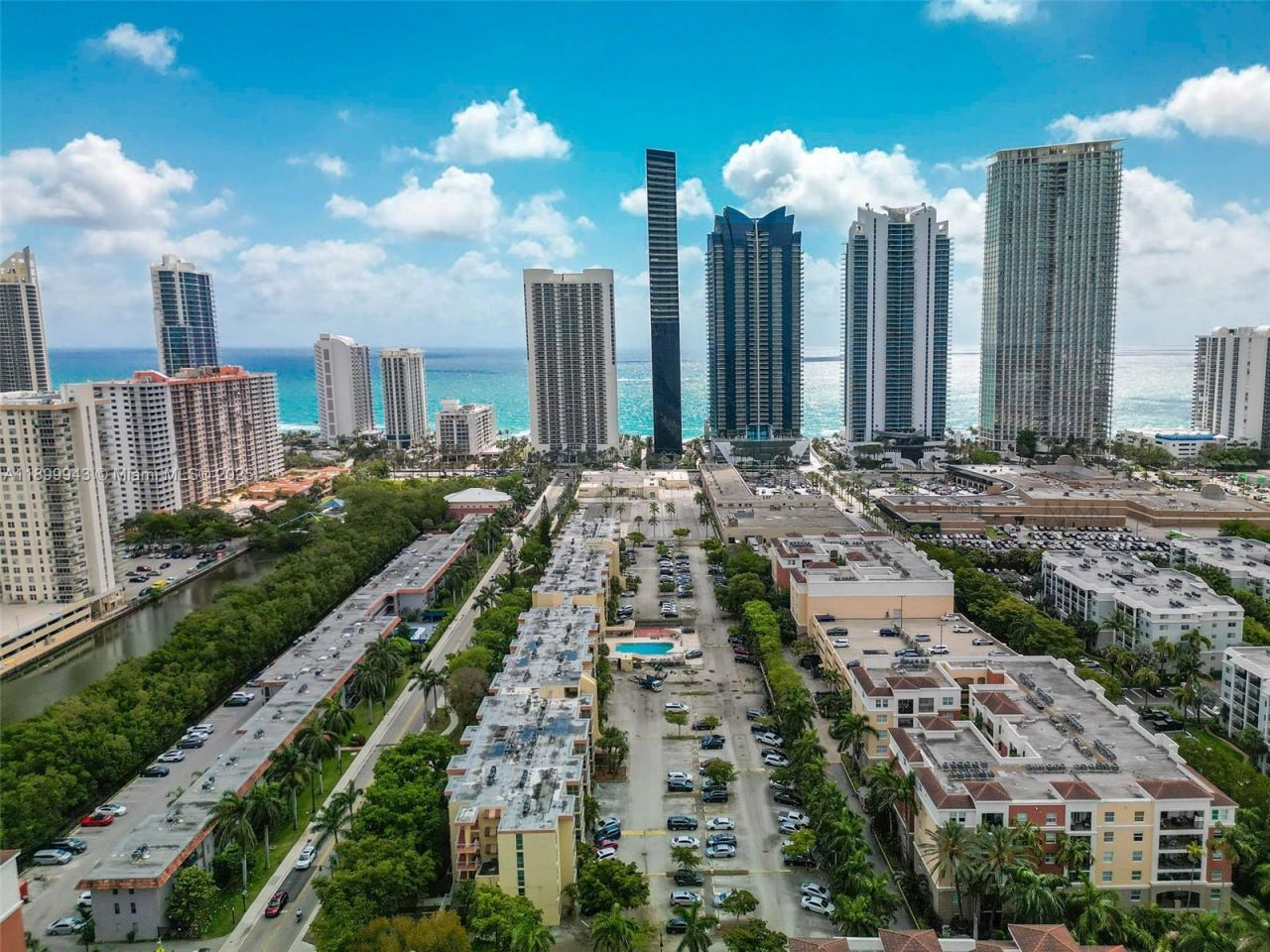 210 172nd St, Unit 128, Sunny Isles Beach, FL 33160 Photo