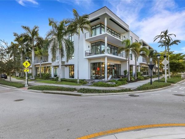 850 Central AVE, Unit 205, NAPLES, FL 34102