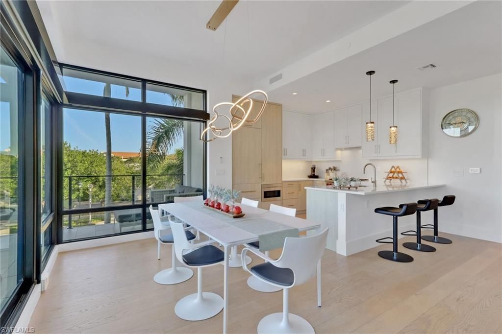 850 Central Ave, Unit 205, Naples, FL 34102 Photo