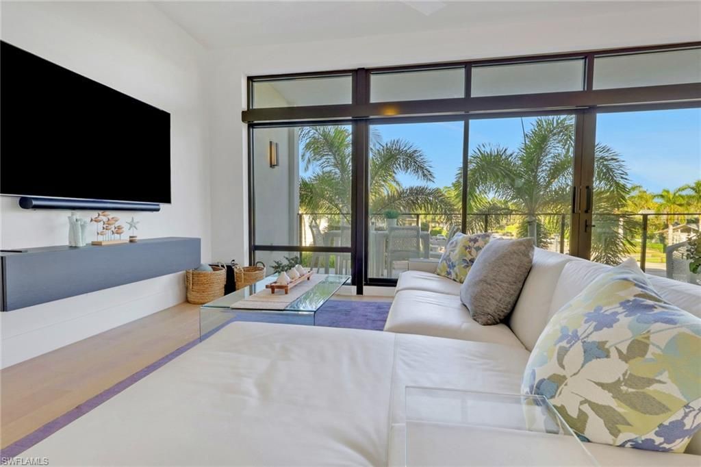 850 Central Ave, Unit 205, Naples, FL 34102 Photo