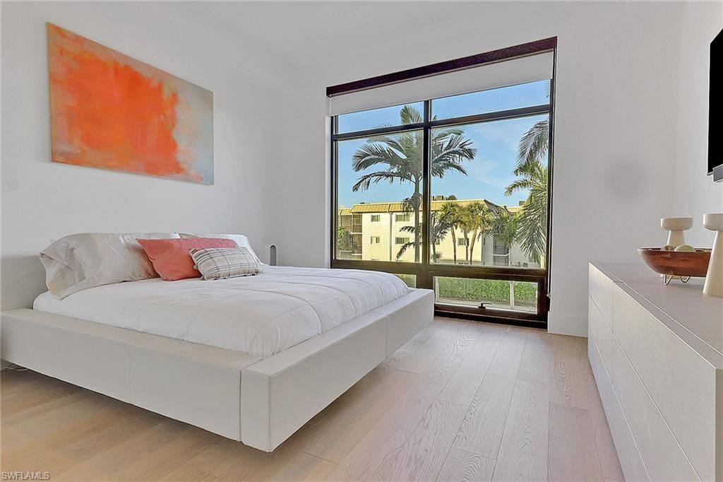 850 Central Ave, Unit 205, Naples, FL 34102 Photo