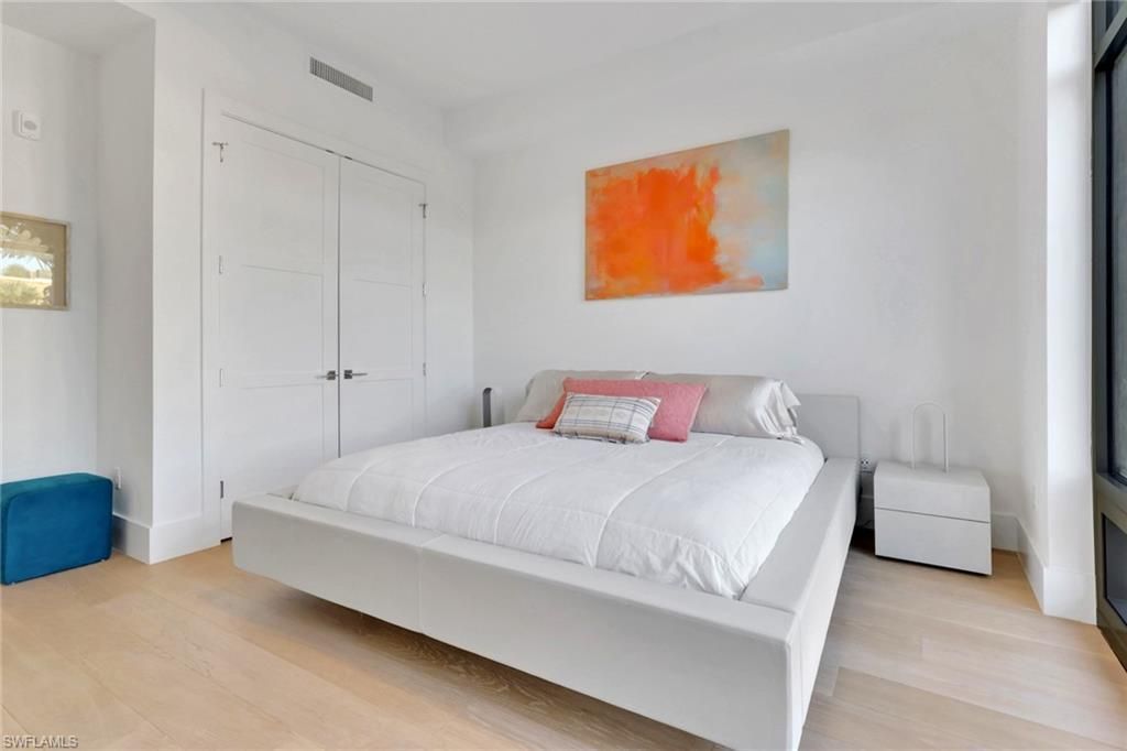 850 Central Ave, Unit 205, Naples, FL 34102 Photo