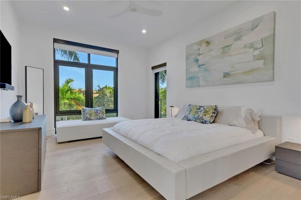 850 Central Ave, Unit 205, Naples, FL 34102 Photo