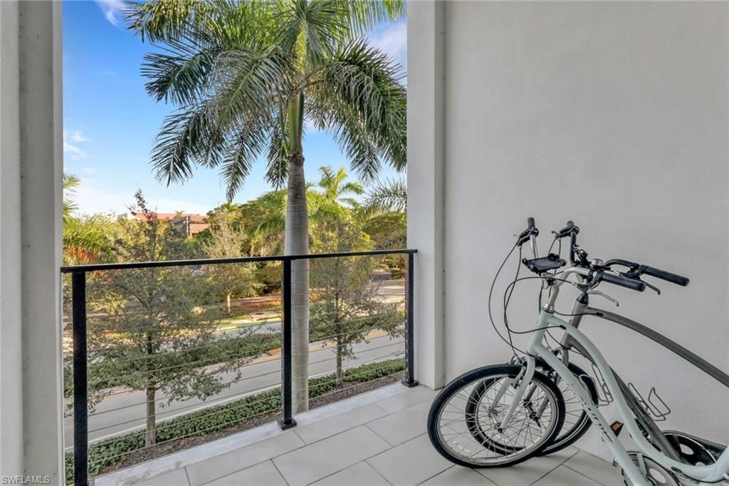 850 Central Ave, Unit 205, Naples, FL 34102 Photo