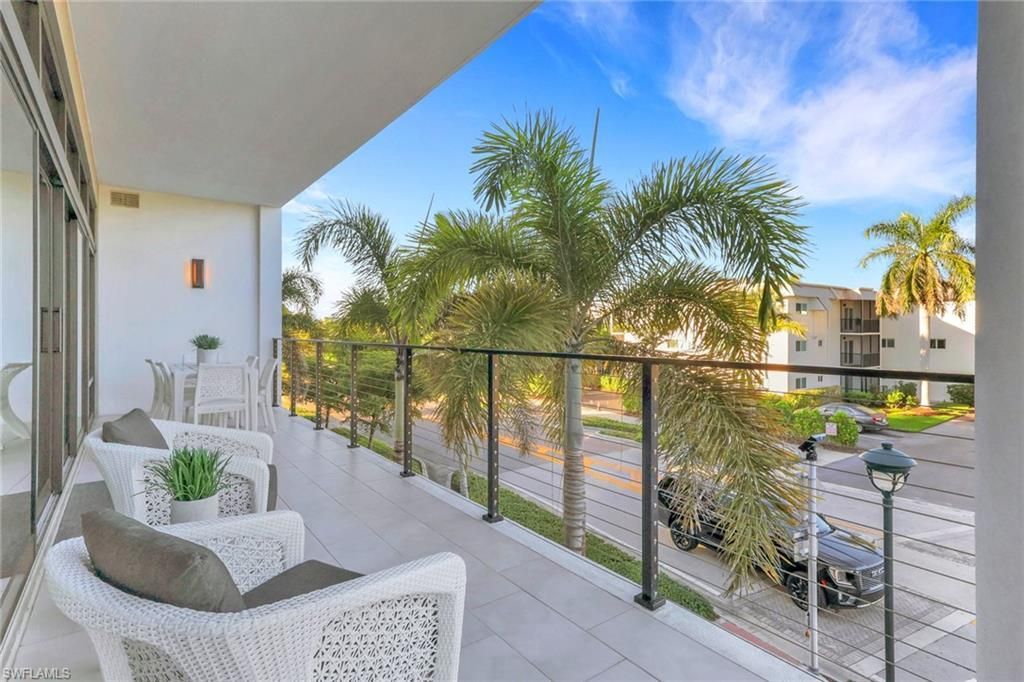 850 Central Ave, Unit 205, Naples, FL 34102 Photo