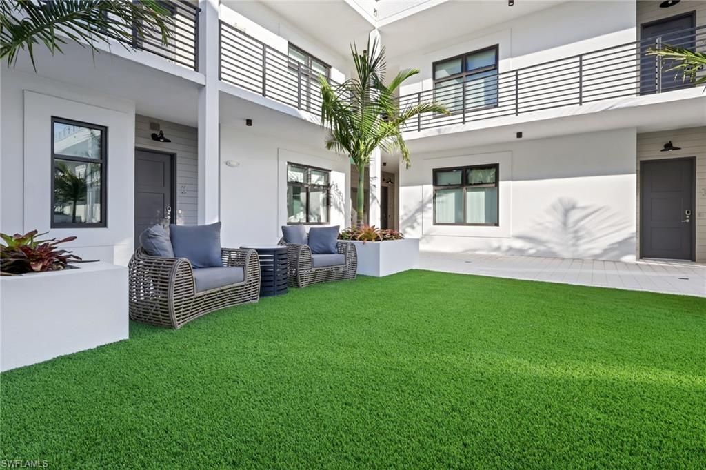 850 Central Ave, Unit 205, Naples, FL 34102 Photo