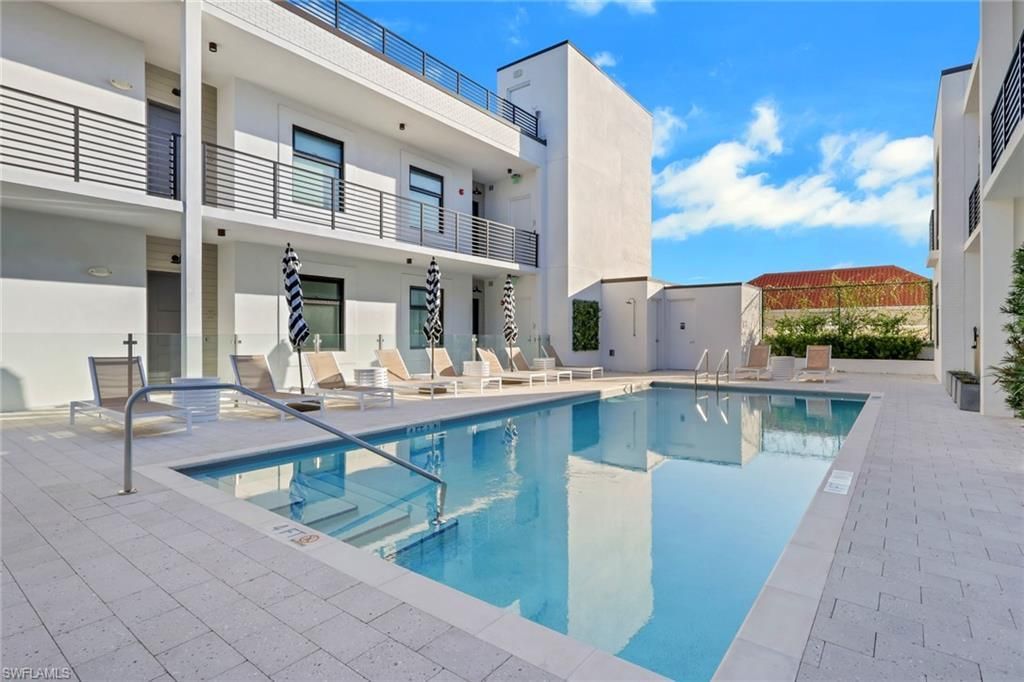 850 Central Ave, Unit 205, Naples, FL 34102 Photo